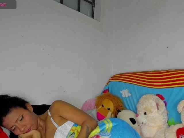 nenita-horny webcam
