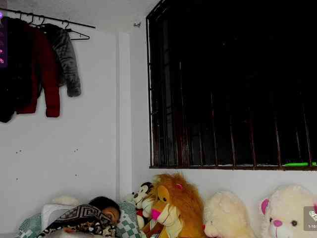 nenita-horny webcam