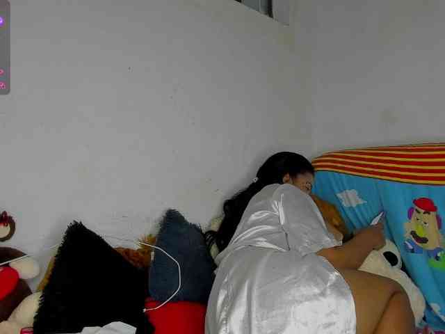 nenita-horny webcam
