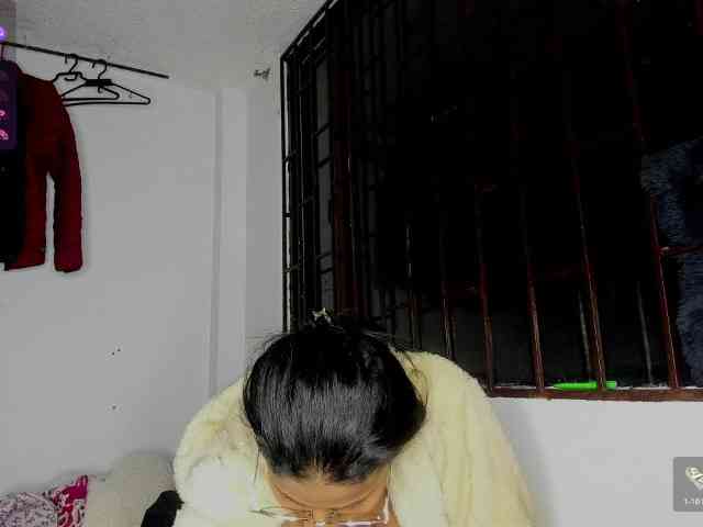 nenita-horny webcam