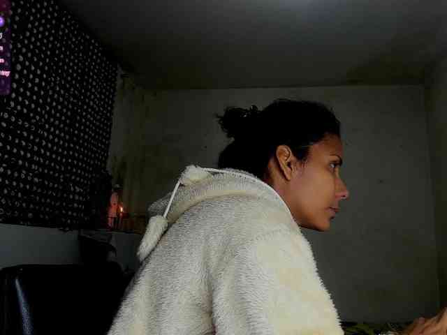 nenita-horny webcam