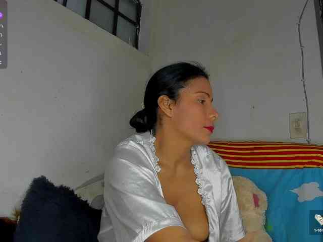 nenita-horny webcam