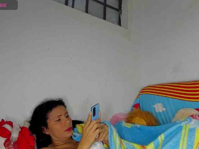 nenita-horny webcam