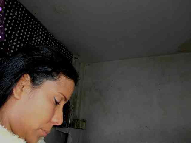 nenita-horny webcam