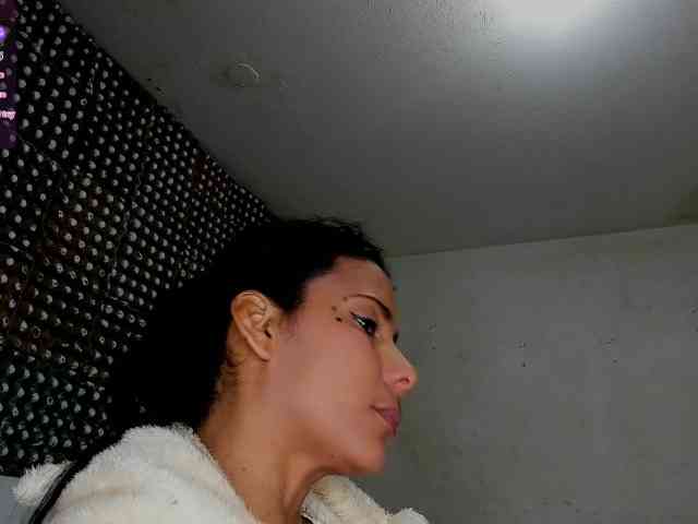 nenita-horny webcam
