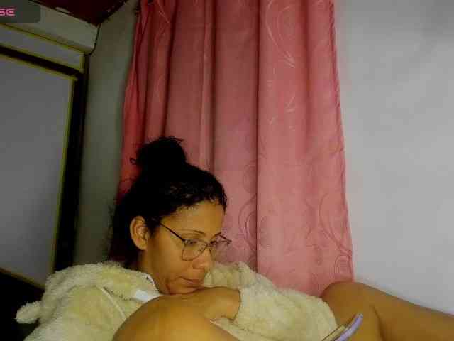 nenita-horny webcam