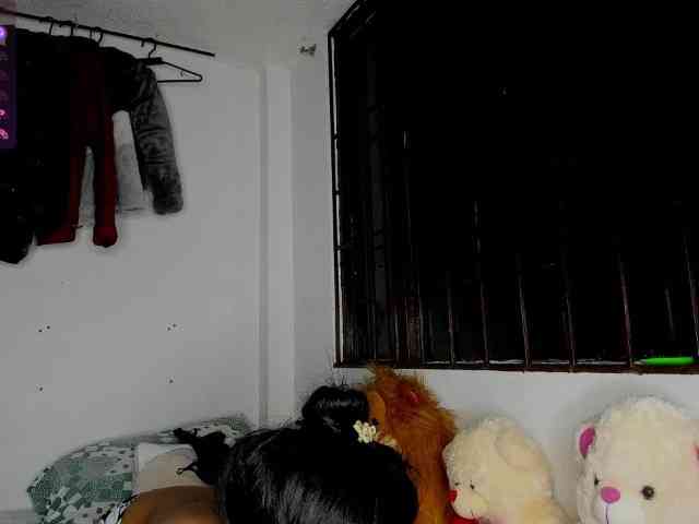 nenita-horny webcam