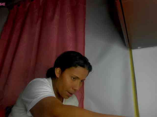 nentia-horny Live Webcam on BongaCams