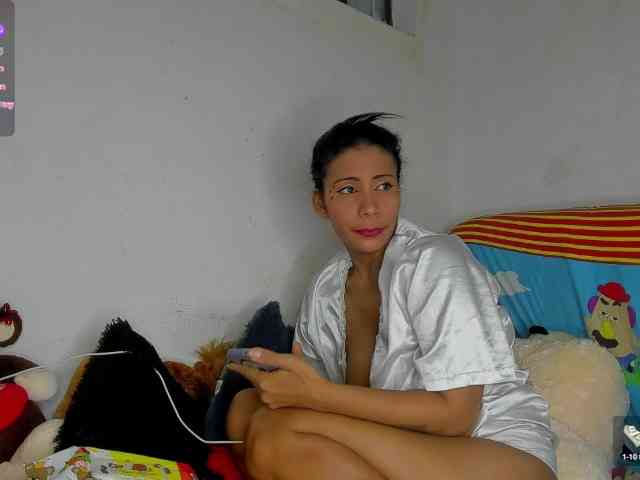 nenita-horny webcam