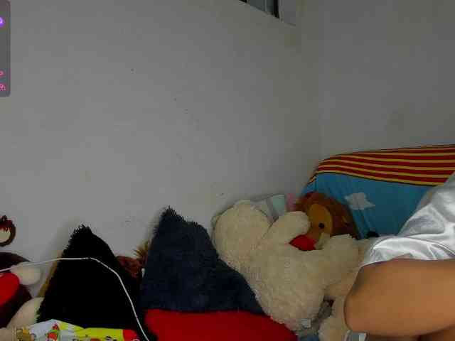 nenita-horny webcam