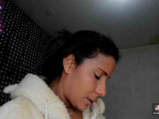 nenita-horny webcam