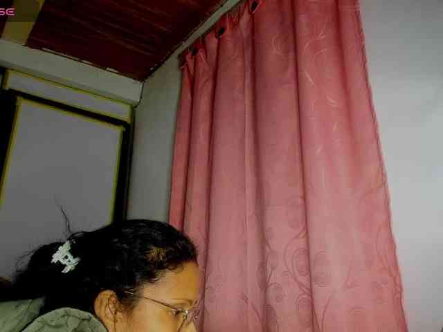 nenita-horny webcam