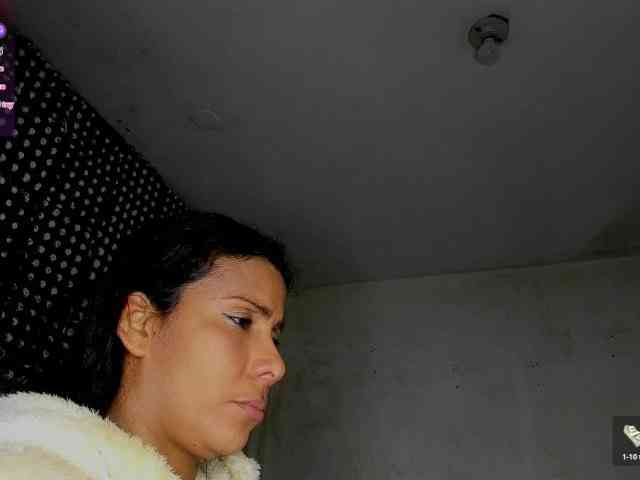nenita-horny webcam