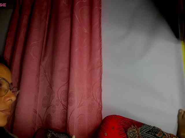 nenita-horny webcam