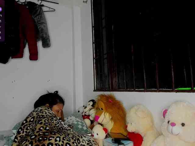 nenita-horny webcam