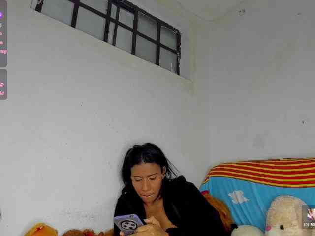 nenita-horny webcam