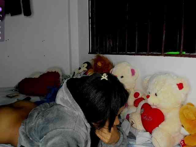 nenita-horny webcam