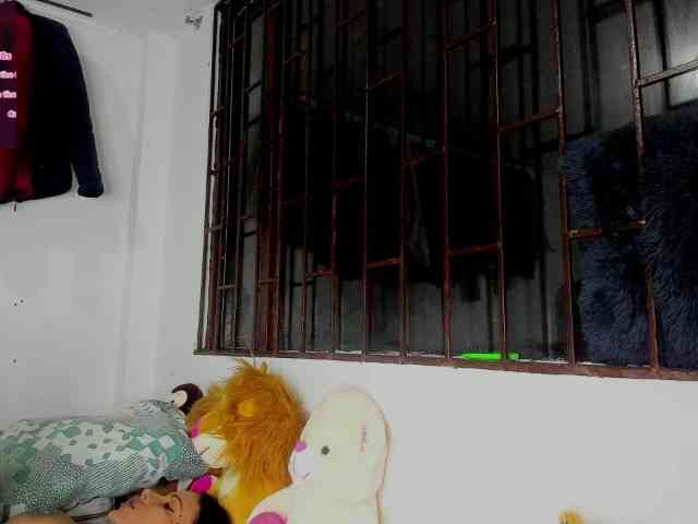 nenita-horny webcam