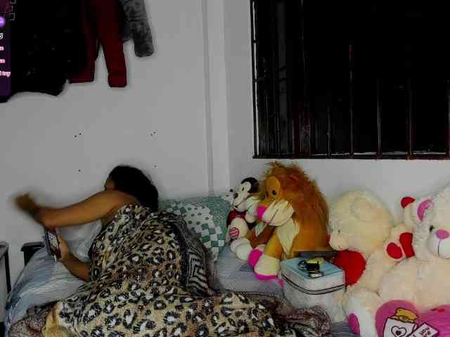 nenita-horny webcam
