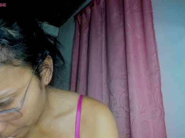 nenita-horny webcam