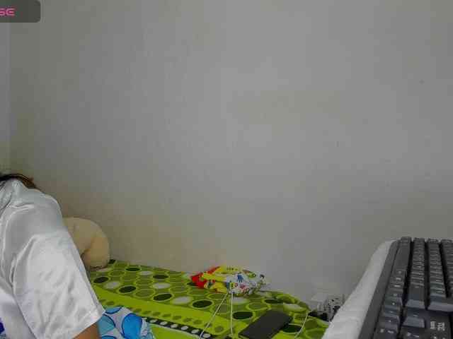 nenita-horny webcam