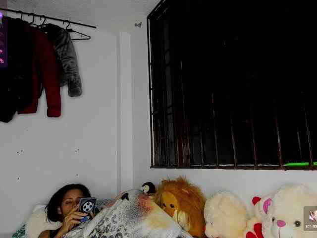 nenita-horny webcam