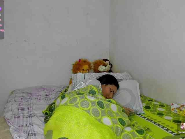 nenita-horny webcam