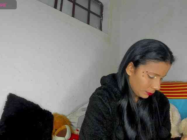 nenita-horny webcam