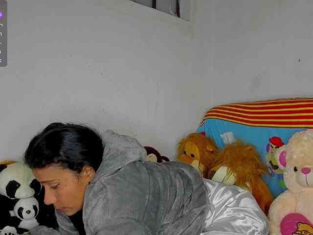nenita-horny webcam
