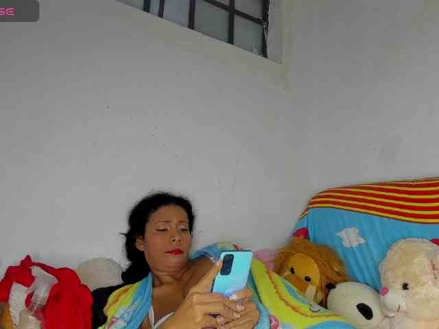 nenita-horny webcam