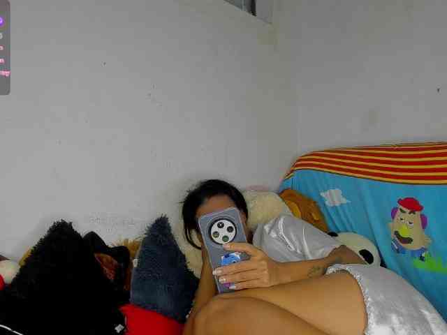 nenita-horny webcam