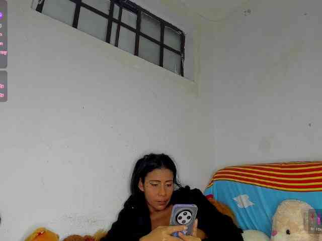nenita-horny webcam