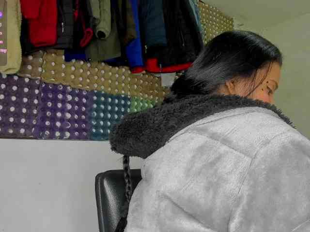 nenita-horny webcam