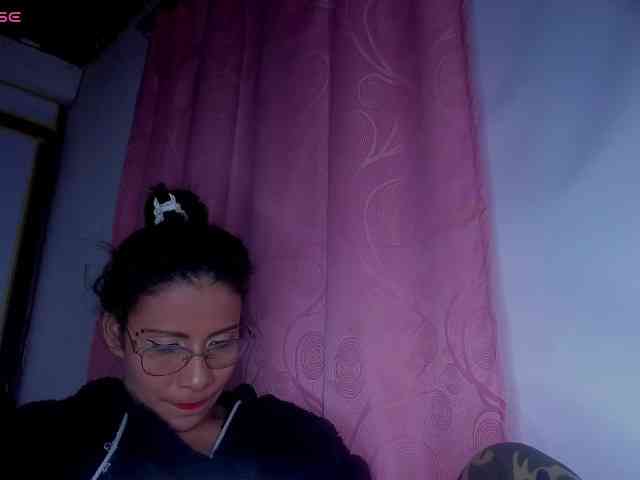nenita-horny webcam