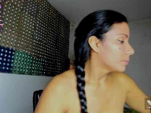 nenita-horny webcam