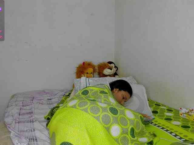 nenita-horny webcam