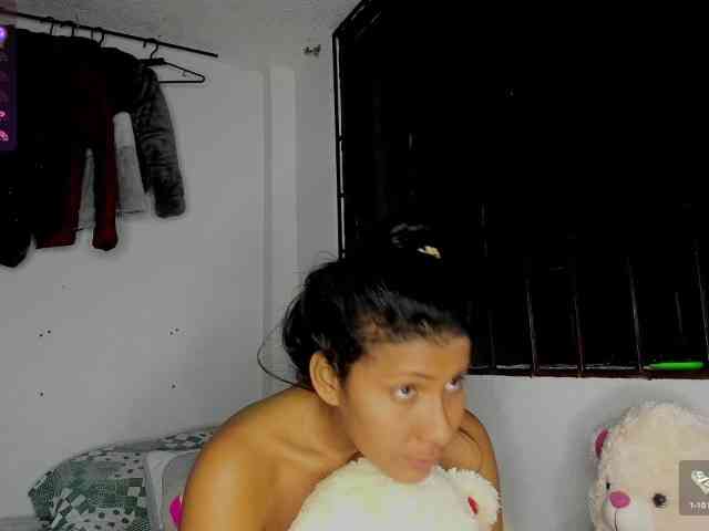 nenita-horny webcam