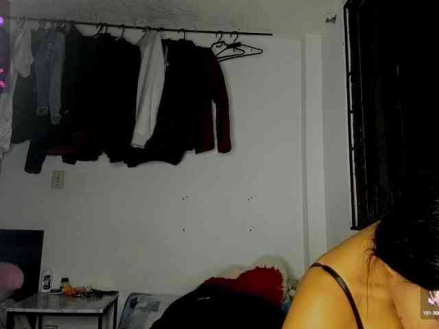 nenita-horny webcam