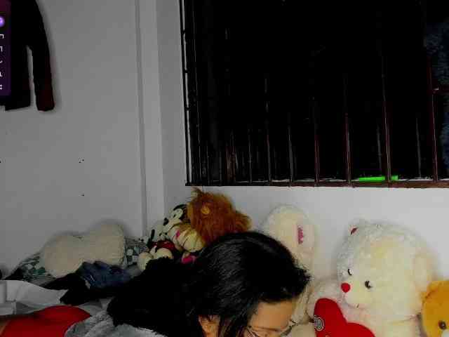 nenita-horny webcam