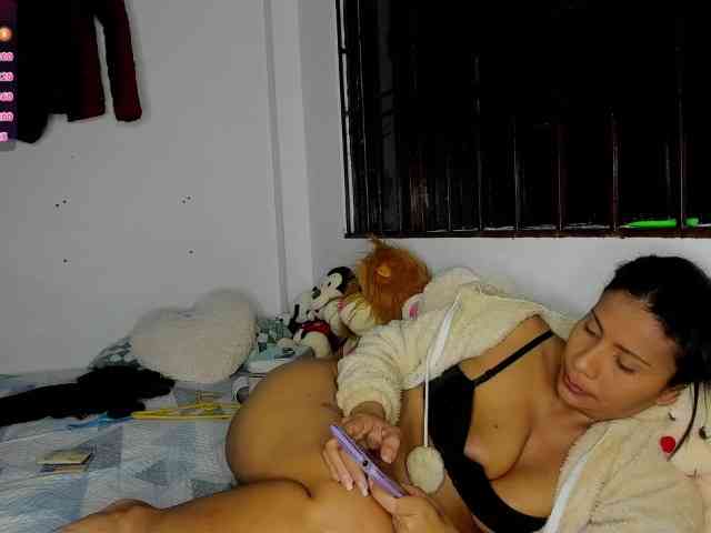 nenita-horny webcam