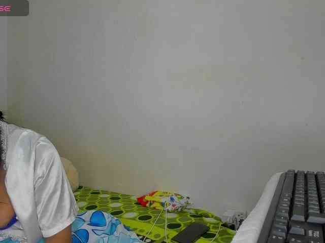 nenita-horny webcam