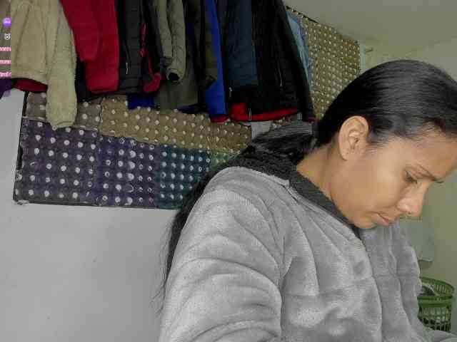 nenita-horny webcam