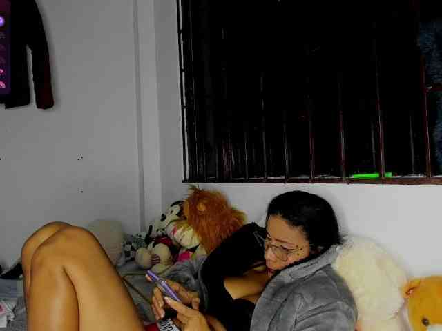 nenita-horny webcam