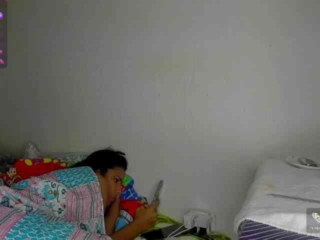nenita-horny webcam
