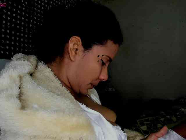 nenita-horny webcam