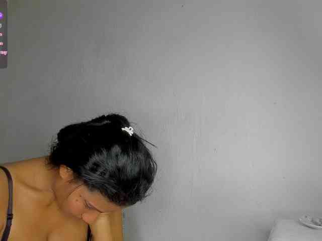 nenita-horny webcam