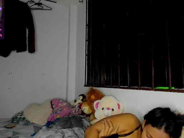 nenita-horny webcam