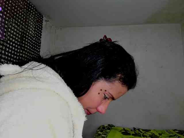 nenita-horny webcam