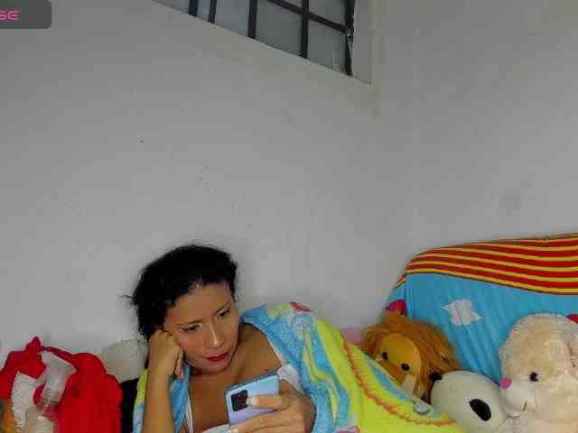 nenita-horny webcam