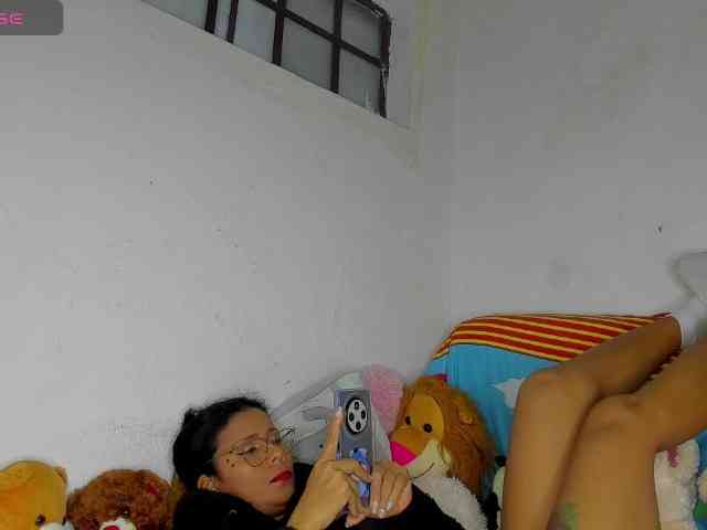 nenita-horny webcam